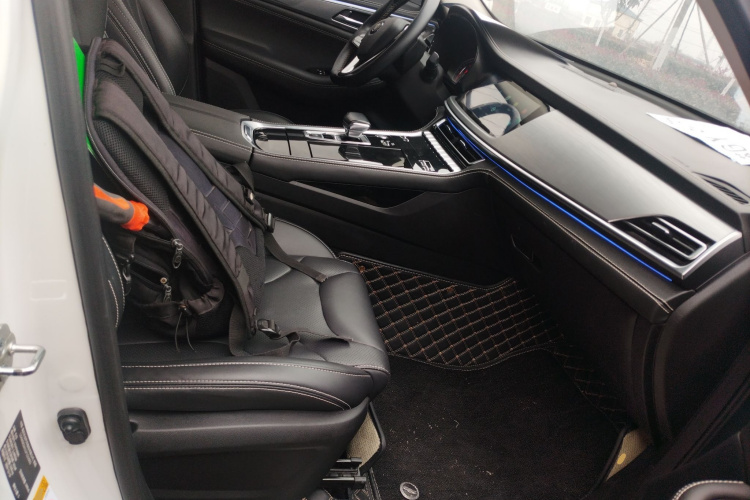 Changan CS85 Coupe 2021 car image #24