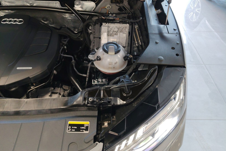 Audi Q5L Sportback 2023 #24 Audi Q5L Sportback 2023 immagine di auto #24