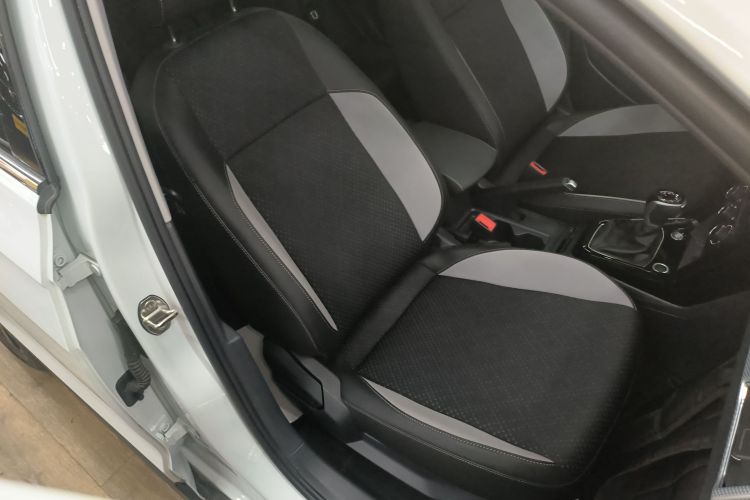 Tacqua 2025 car image #24