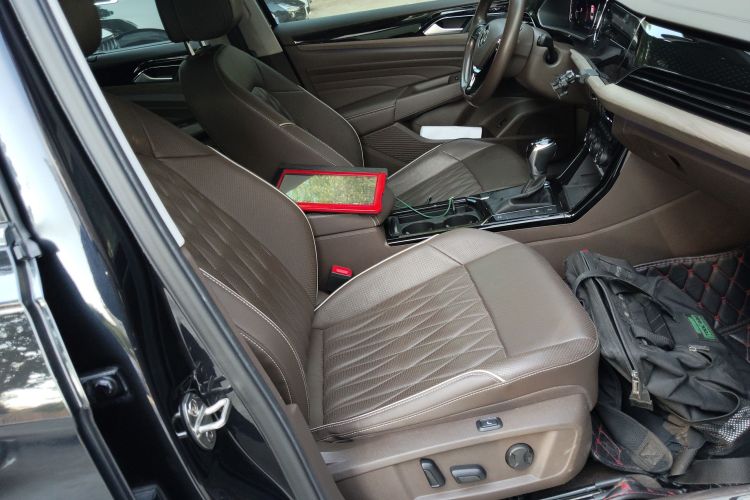 Volkswagen Passat 2019 #24 Volkswagen Passat 2019 car image #24