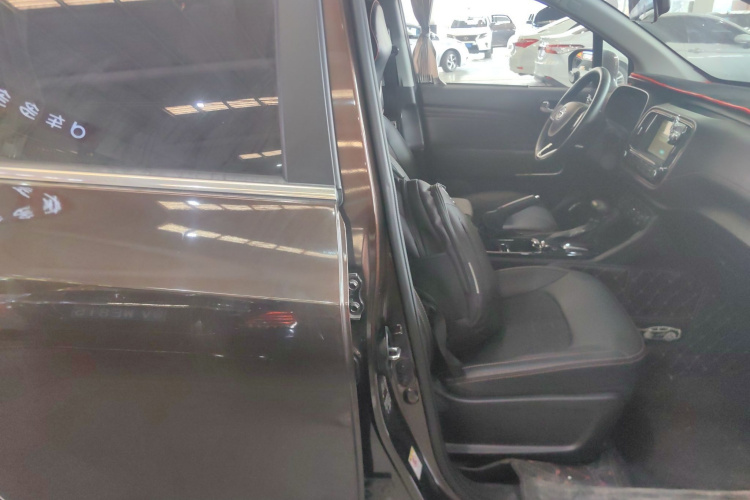 广汽传祺 传祺GS3 2019 汽车图片 #24