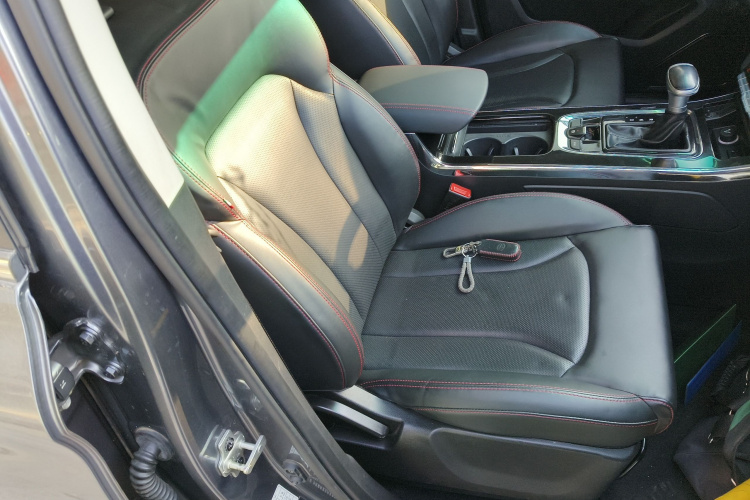 SWM斯威汽车 SWM斯威G05 2020 汽车图片 #24