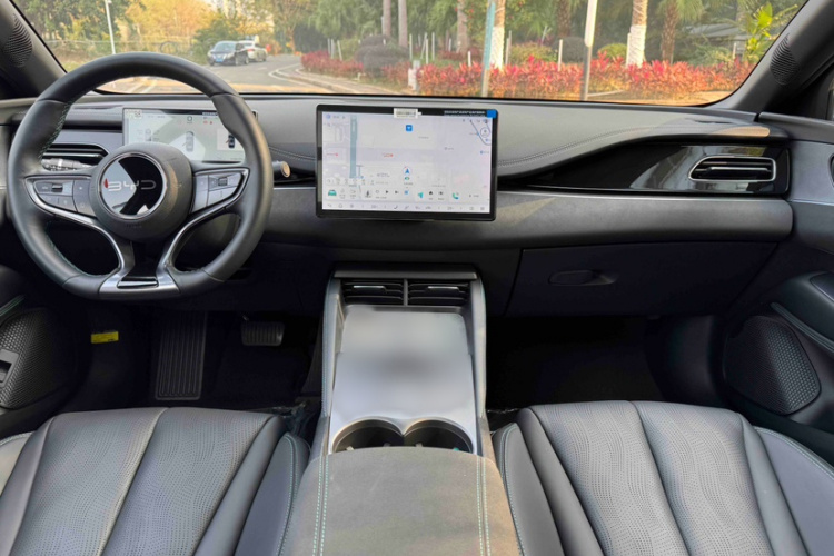 BYD Seal 06 New Energy 2025 car image #24