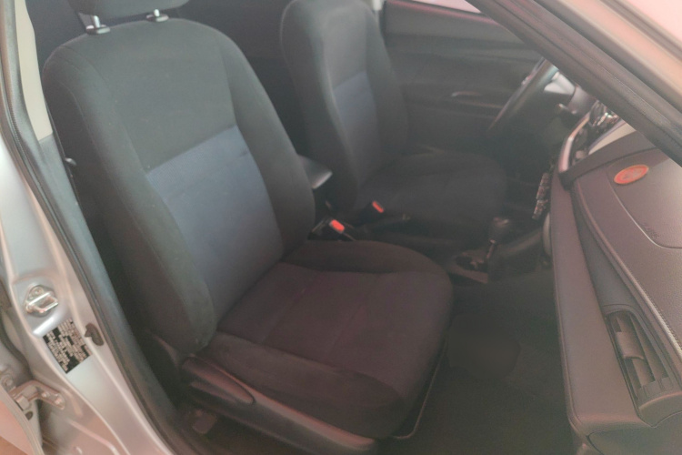 Toyota Yaris L Zhixiang 2018 صورة سيارة #24