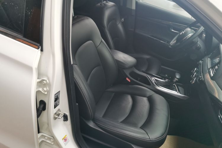 GAC Trumpchi GA6 2019 immagine di auto #24