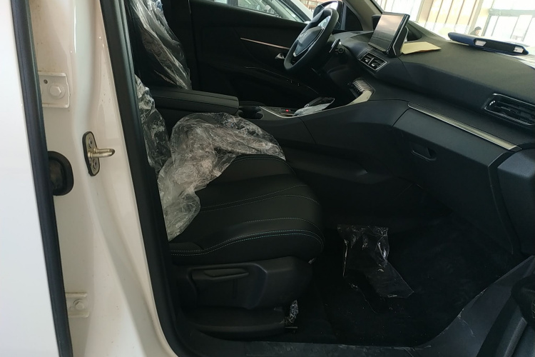 标致 标致5008 2025 汽车图片 #24