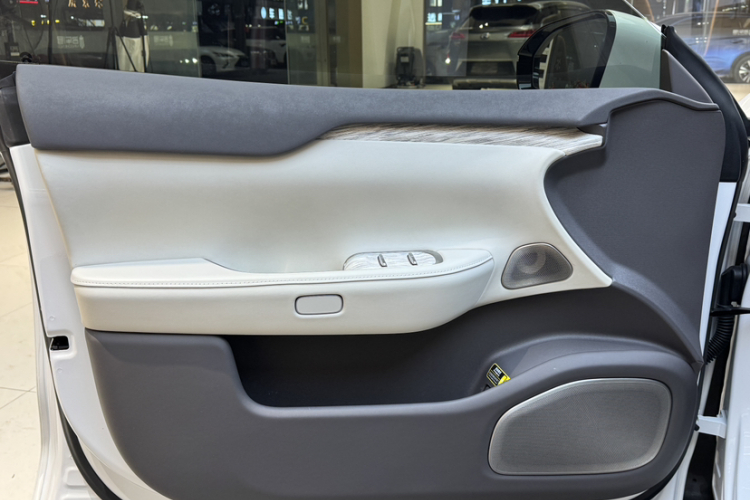 蔚来 蔚来ET7 2024 汽车图片 #24