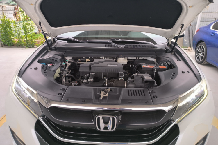 Honda UR-V 2018 #24 Honda UR-V 2018 car image #24