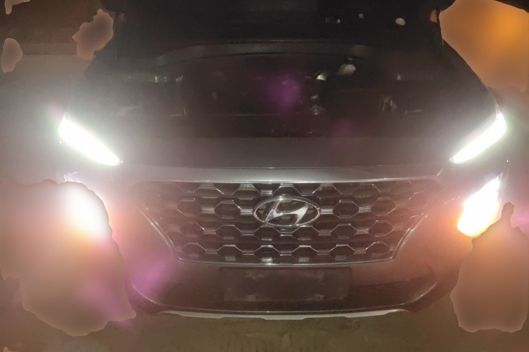 Hyundai Santa Fe 2022 car image #24
