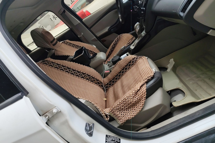 Ford Focus 2014 car image #24