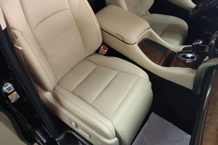 Toyota Alphard 2017 car image #24