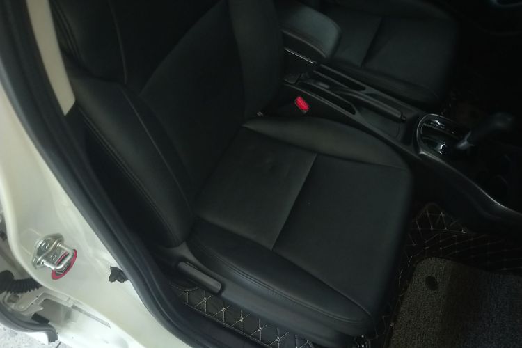 Honda Gienia 2018 car image #24