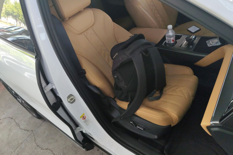 BYD SongL DM-i 2025 car image #24
