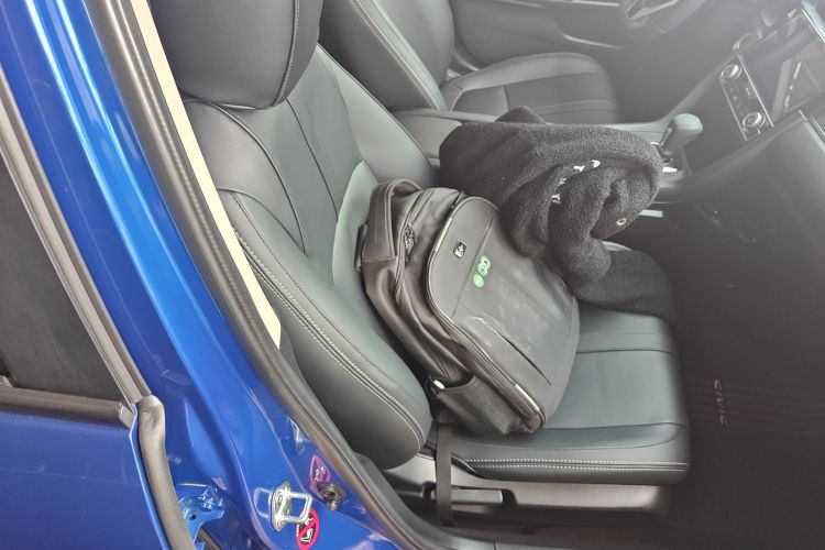 Honda Civic 2018 car image #24