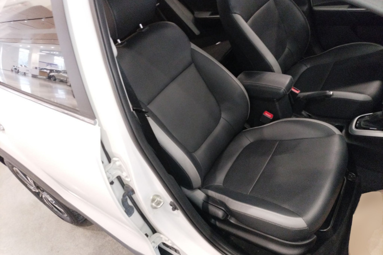 Kia KX1 2020 immagine di auto #24