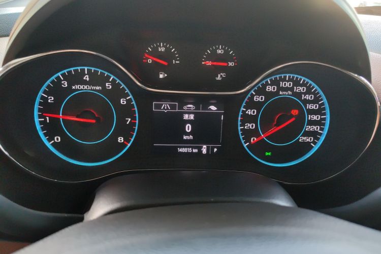 Chevrolet Cruze 2015 #24 Chevrolet Cruze 2015 immagine di auto #24