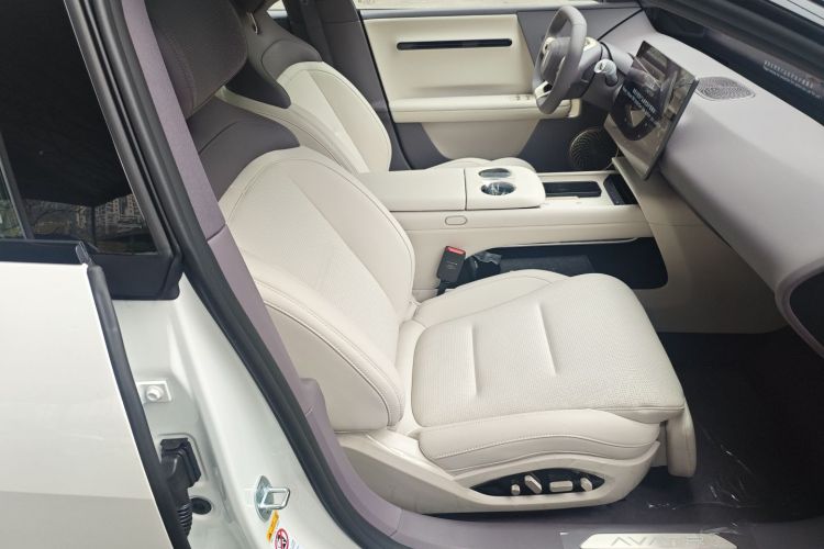 Avatr 06 2025 #24 Avatr 06 2025 car image #24