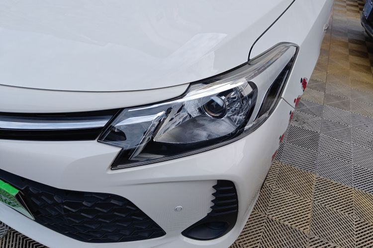 Toyota Vios FS 2022 immagine di auto #24