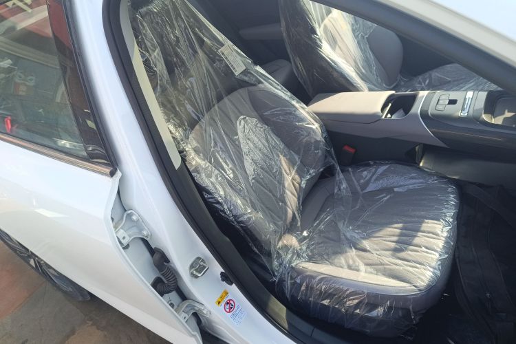 Changan EadoPHEV 2025 imagem de carro #24