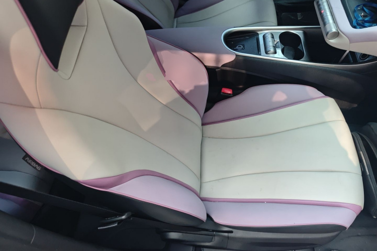 BYD Dolphin 2022 #24 BYD Dolphin 2022 car image #24