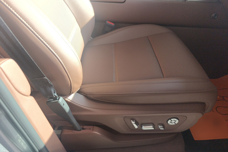 Tank 700 New Energy 2024 #24 Tank 700 New Energy 2024 car image #24