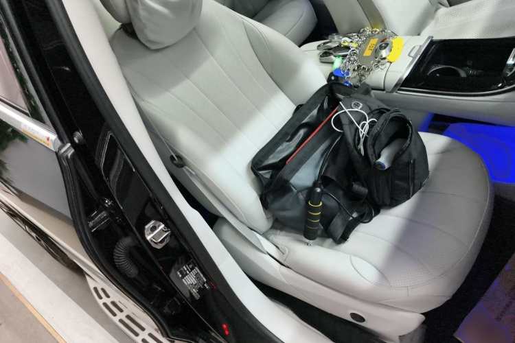 Mercedes-Benz EQE SUV 2023 car image #24