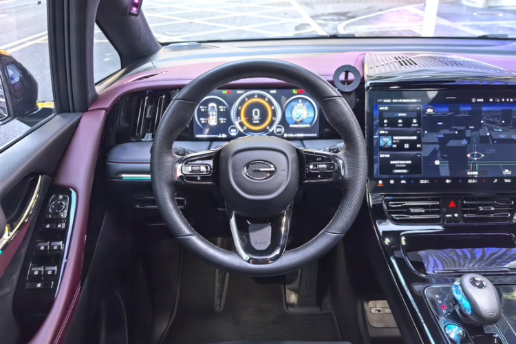 GAC Trumpchi M8 2023 #24 GAC Trumpchi M8 2023 car image #24