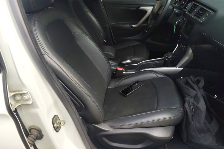 Citroen C3-XR 2018 #24 Citroen C3-XR 2018 car image #24