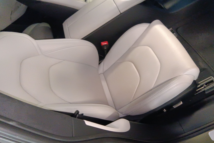 MI SU7 2024 car image #24