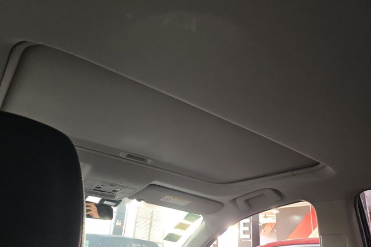 Toyota RAV4 2015 car image #24