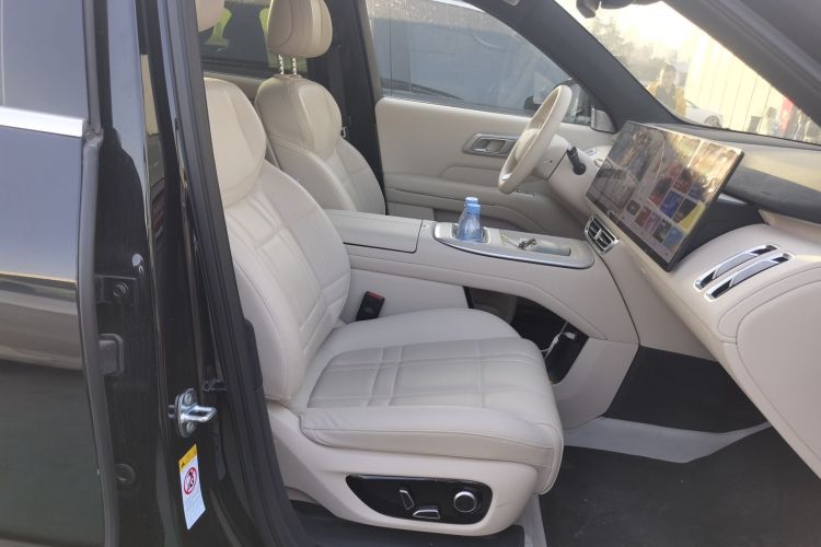 Deepal S09 2025 imagen de coche #24