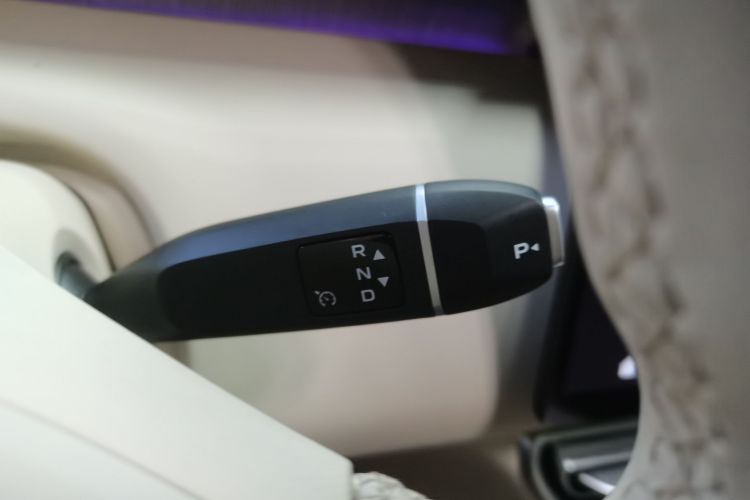 Deepal S09 2025 صورة سيارة #24