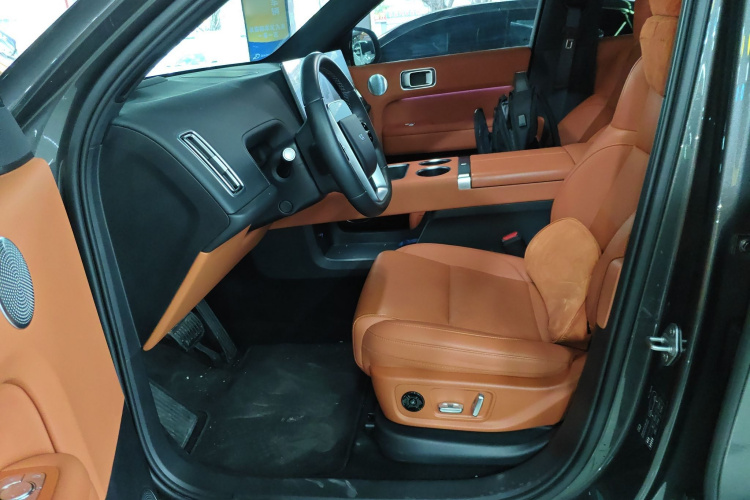 Li L6 2024 imagem de carro #24