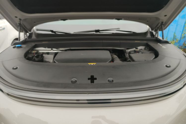 Li L6 2024 صورة سيارة #24