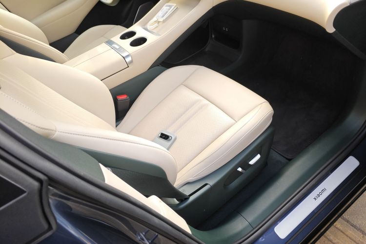 MI YU7 2025 car image #24