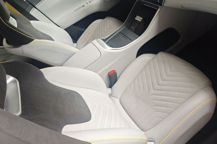 Avatr 11 2023 #24 Avatr 11 2023 car image #24