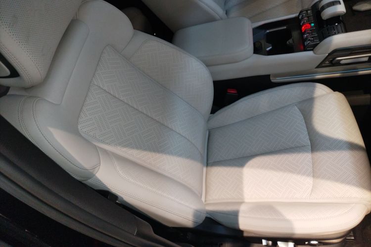 FangChengBao Tiger 3 2025 car image #24