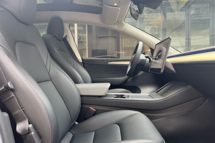 特斯拉 Model Y 2023 汽车图片 #24