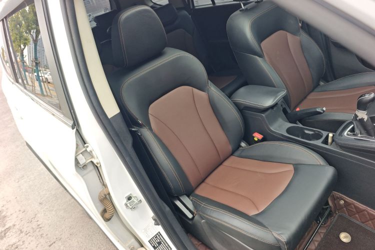 SWM X7 2021 immagine di auto #24