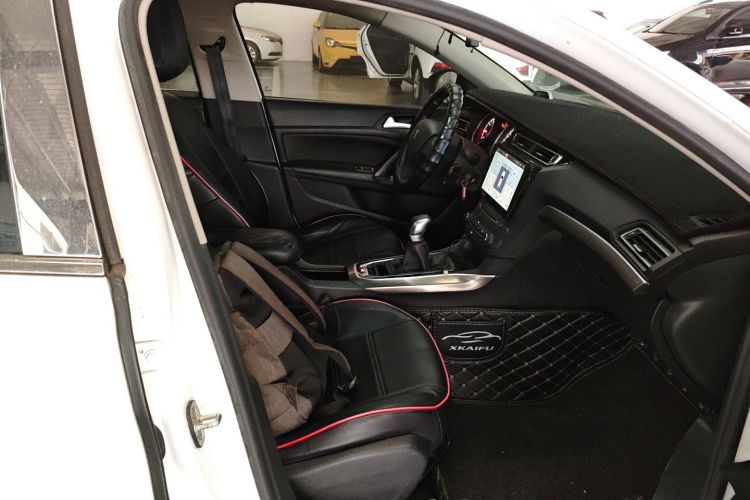 标致 标致408 2019 汽车图片 #24