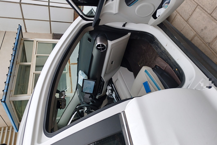 BYD Yuan Pro 2024 car image #24