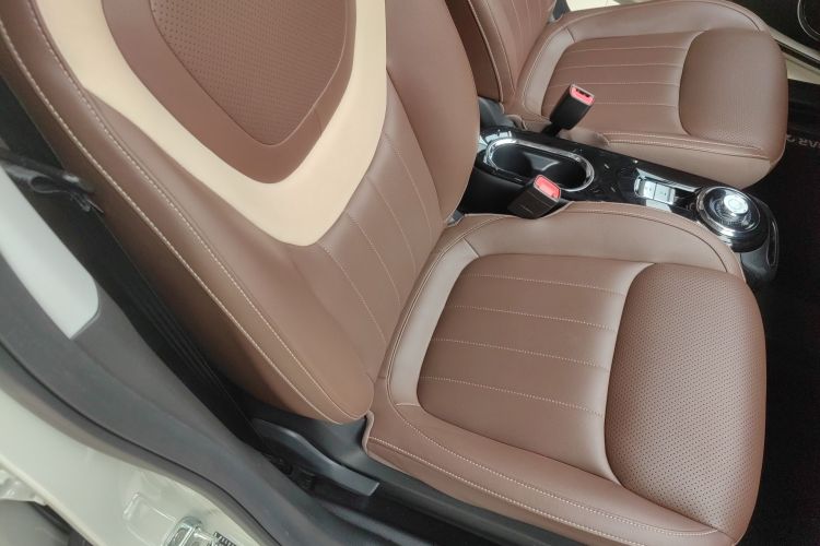 Wuling Binguo 2023 изображение автомобиля #24