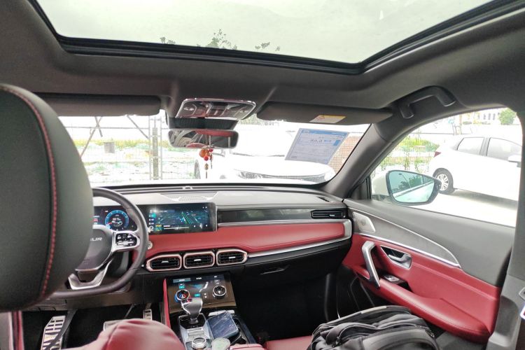 X70 PLUS 2020 car image #24