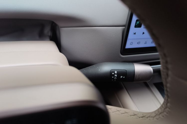 Li 2025 car image #24