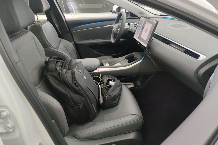 小鹏 小鹏MONA M03 2026 汽车图片 #24