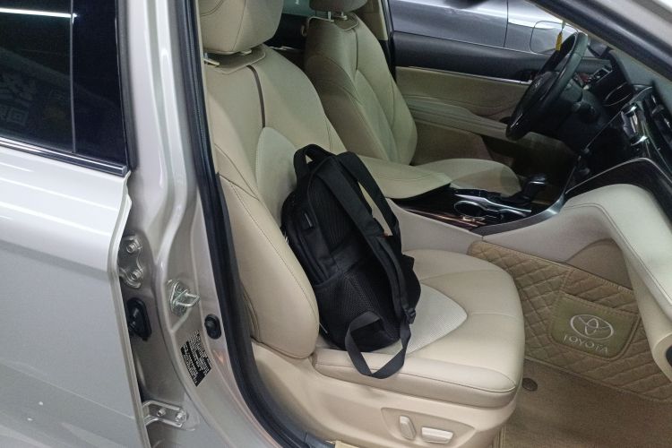 丰田 凯美瑞 2020 汽车图片 #24