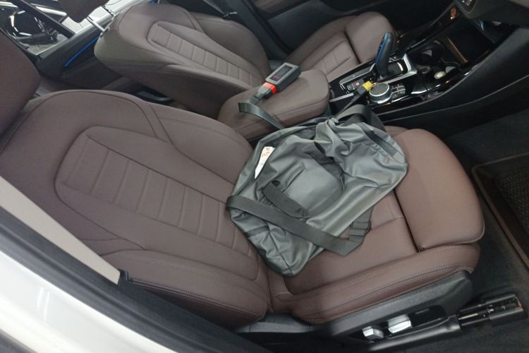 BMW iX3 2021 صورة سيارة #24