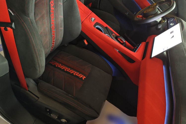 极氪 极氪001 FR 2024 汽车图片 #24