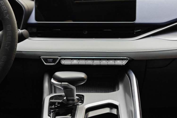 Preface 2022 car image #24