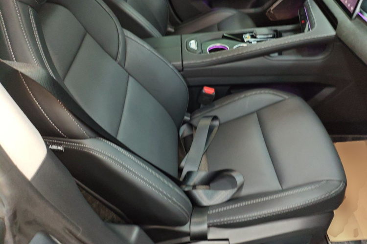 极氪 极氪001 2022 汽车图片 #24